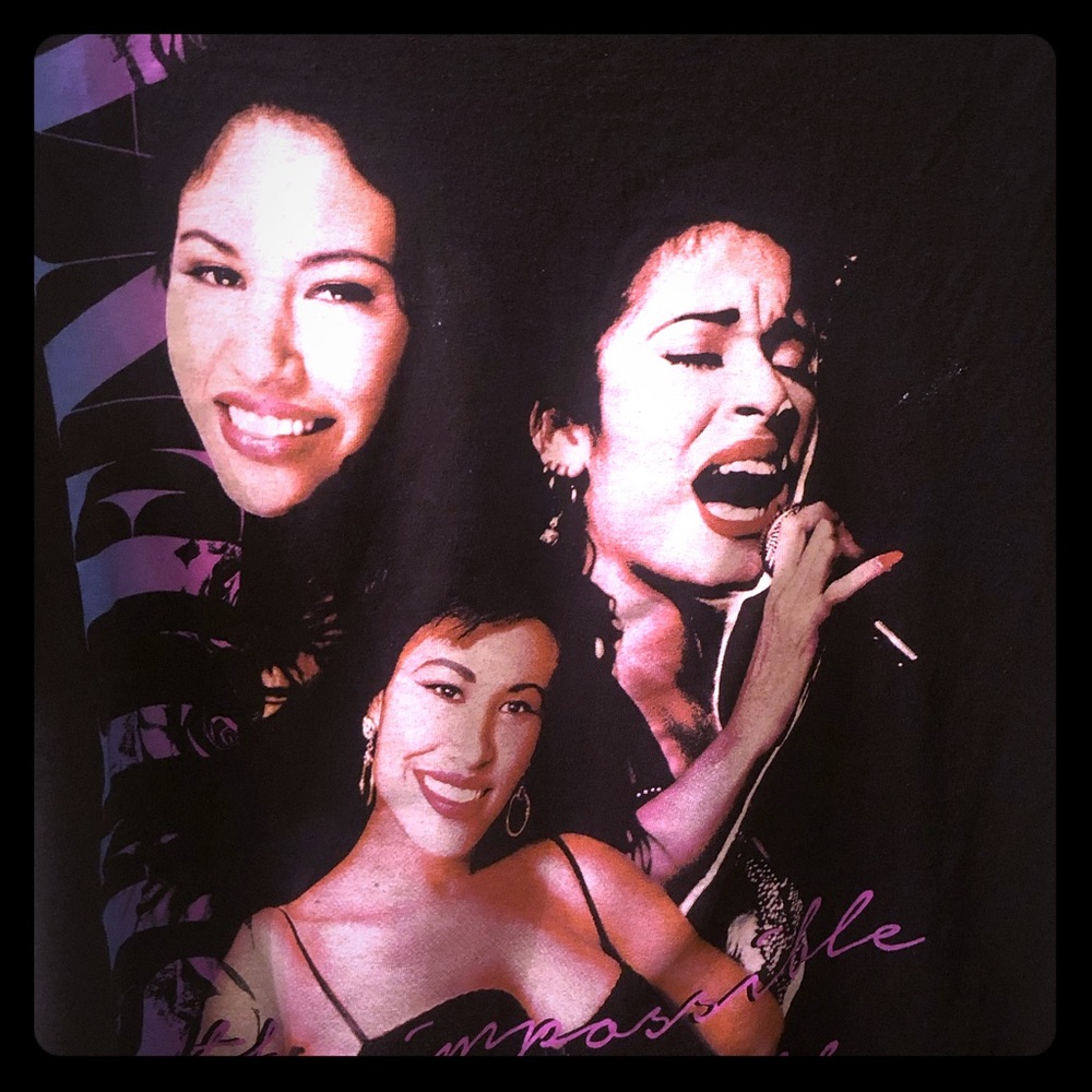 X Large Selena t shirt